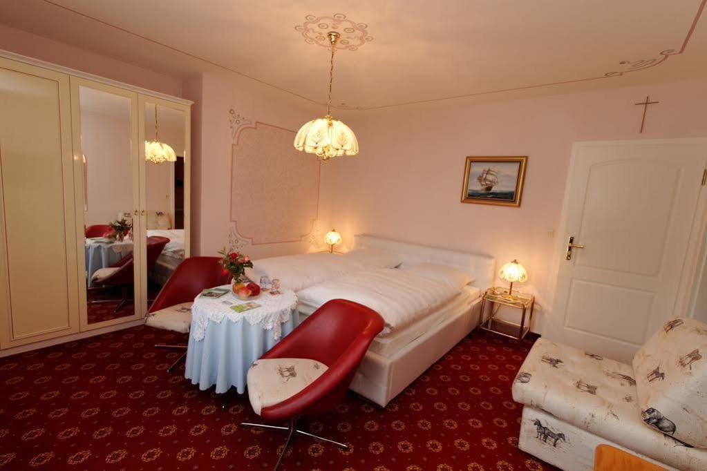 Hotel Garni Regina Gößweinstein Kültér fotó