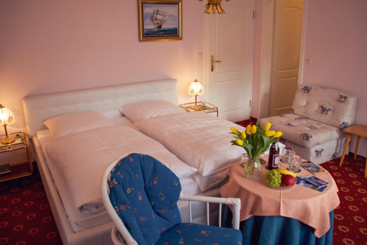 Hotel Garni Regina Gößweinstein Kültér fotó